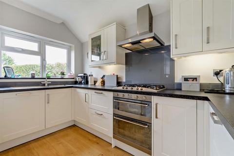 4 bedroom end of terrace house for sale, Dickens Road, Maidstone