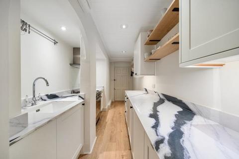 Flat 1a, 18 Westgate Terrace, London, SW10 9BJ