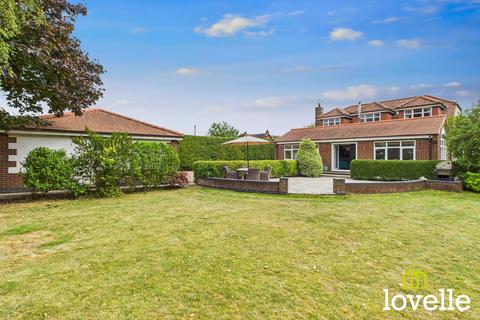 4 bedroom detached house for sale, North Moor Lane, East Riding of Yorkshire HU16
