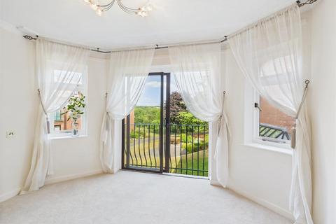1 bedroom retirement property for sale, Westley Court, Cookley, Kidderminster