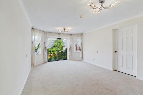 1 bedroom retirement property for sale, Westley Court, Cookley, Kidderminster