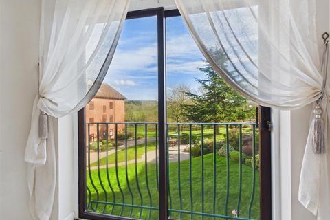 1 bedroom retirement property for sale, Westley Court, Cookley, Kidderminster