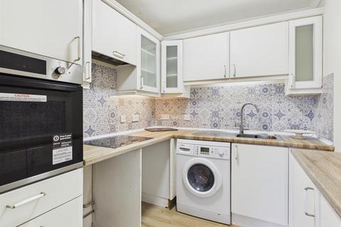 1 bedroom retirement property for sale, Westley Court, Cookley, Kidderminster