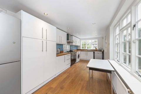3 bedroom house to rent, Aspinden Road, London SE16
