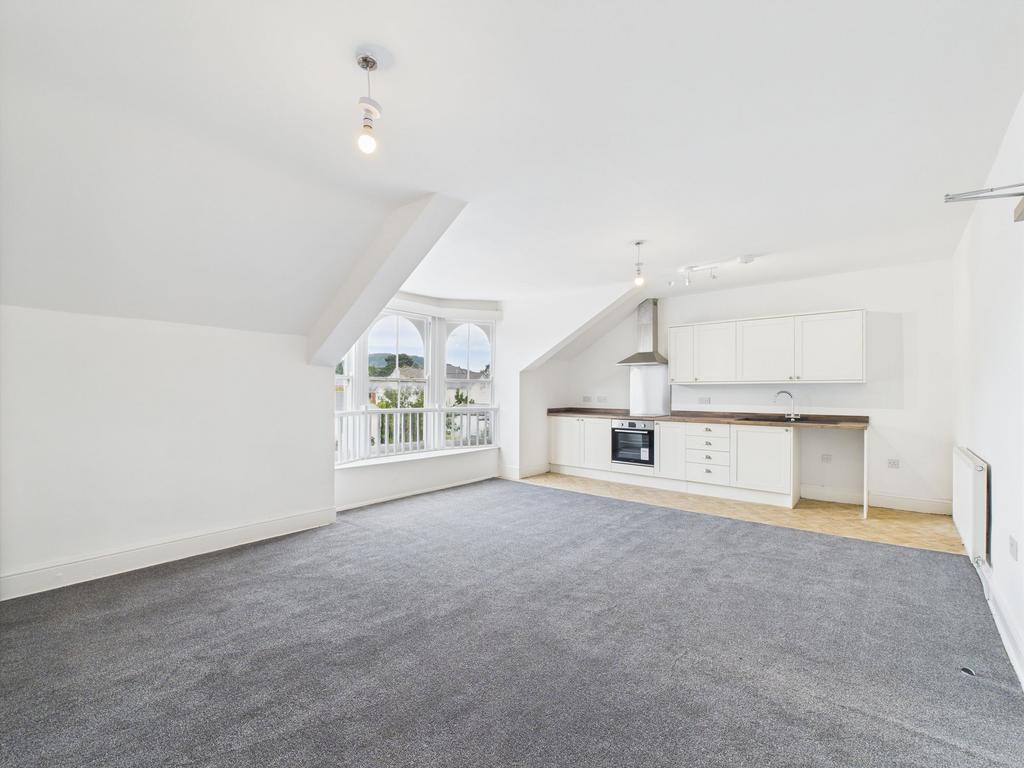 Living/Kitchen