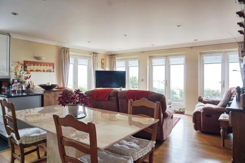 2 bedroom apartment for sale, Bayside Heights, Broadstairs, CT10