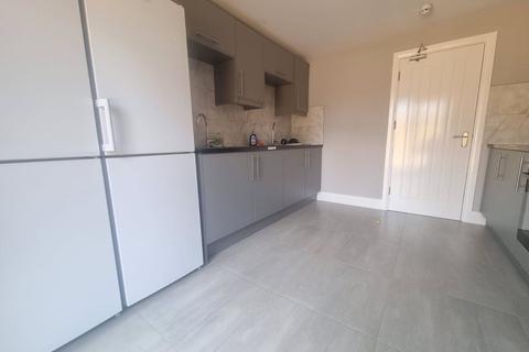 undefined, Wise Lane, West Drayton, UB7