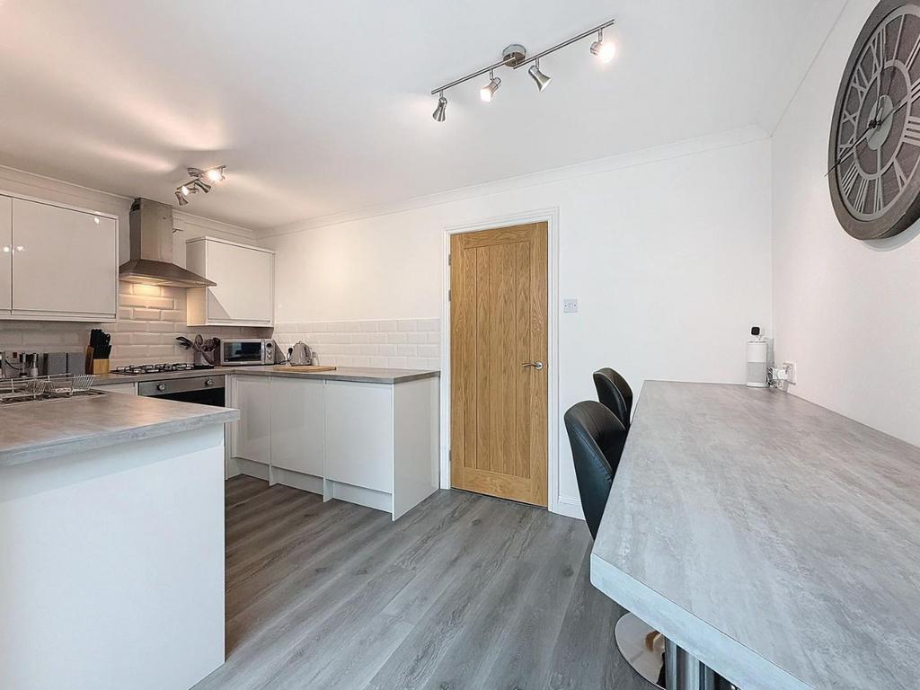 Kitchen / Breakfast Room