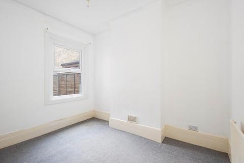 41 Dunmow Road, London, E15 1TZ