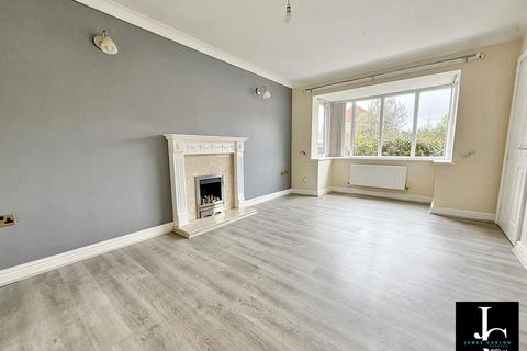 4 bedroom detached house for sale, Grange Farm Rise, Telford TF4