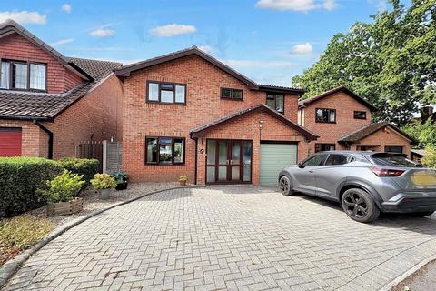 4 bedroom detached house for sale, Verwood