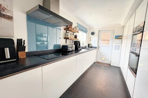 4 bedroom detached house for sale, Verwood