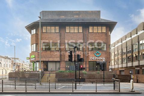High Road, Whetstone, N20