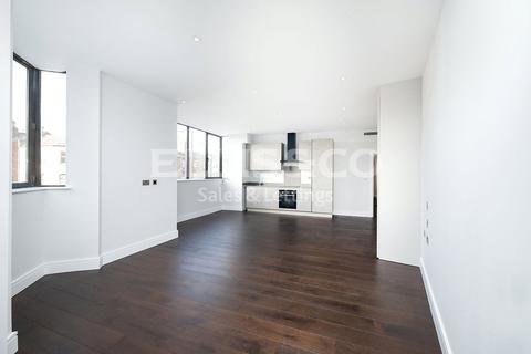 undefined, High Road, Whetstone, N20