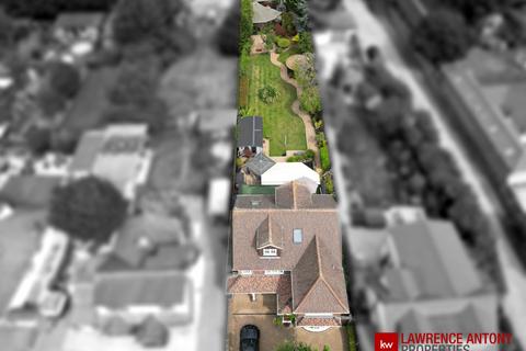 undefined, Rawreth Lane, Rayleigh, SS6