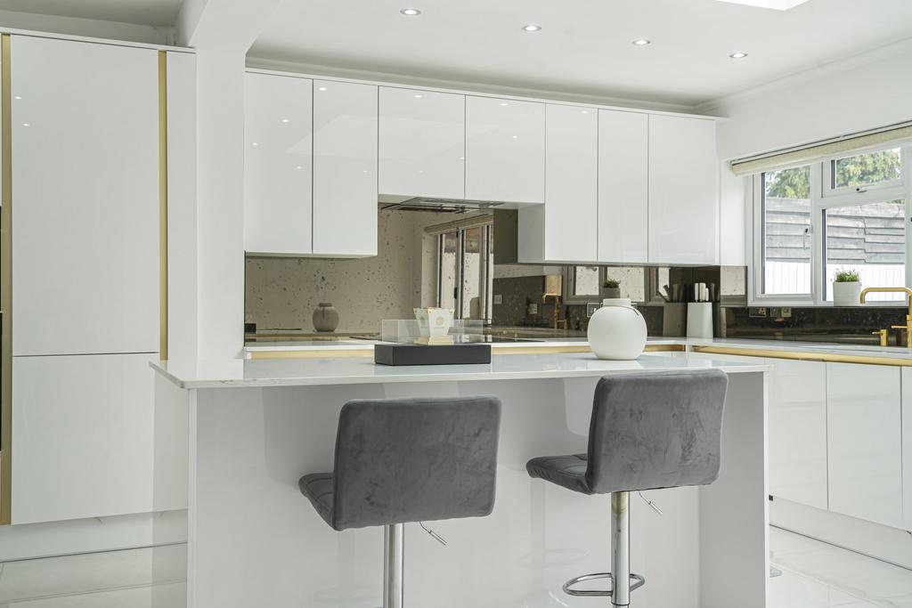 Kitchen/Dining