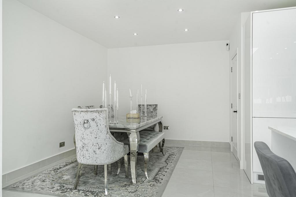 Kitchen/Dining
