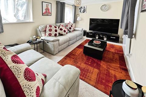 2 bedroom flat for sale, Walled Meadow, Hampshire SP10