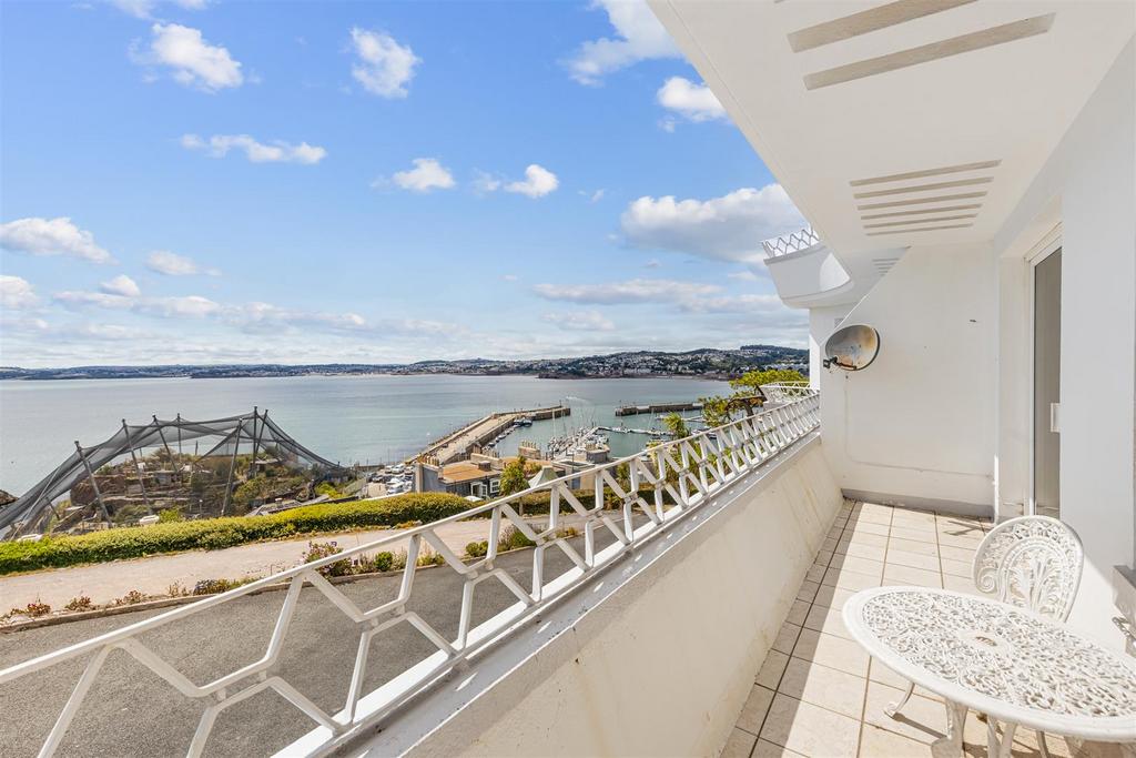 A07 - 7 Park Hall, Park Hill Road, Torquay - 25072