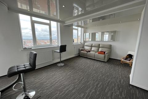 undefined, Promenade, Blackpool FY1