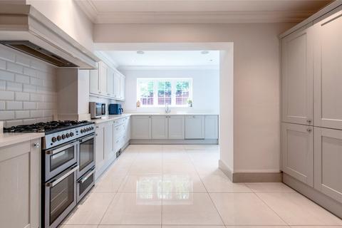4 bedroom detached house for sale, Crutches Lane, Rochester, Kent, ME2