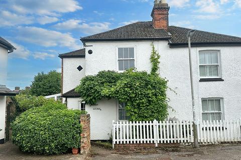 New Road, Shenley, WD7