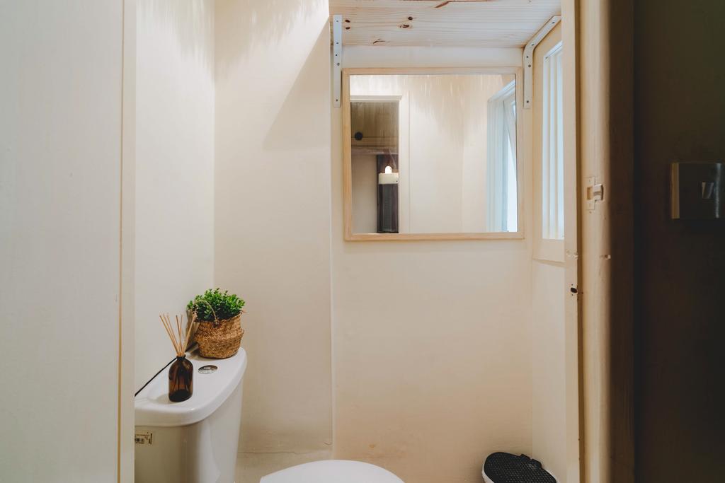 Top Floor Flat - WC