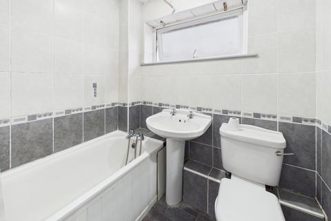 undefined, Lowick Court, Moulton, NN3 7TY