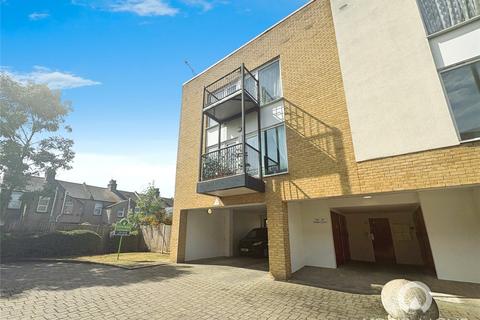 2 bedroom flat for sale, Admirals Way, Kent DA12