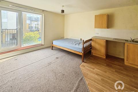 2 bedroom flat for sale, Admirals Way, Kent DA12