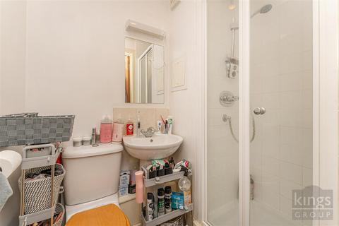 2 bedroom flat for sale, Taylor Close, London