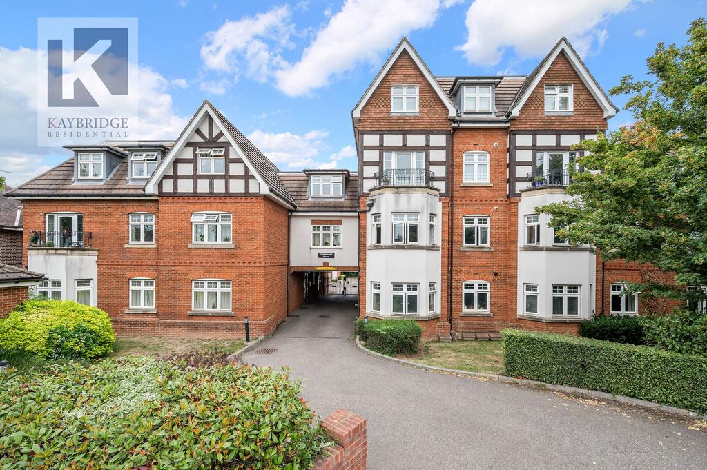Charlemont House, 35 Cheam Road - KT17 1 QX