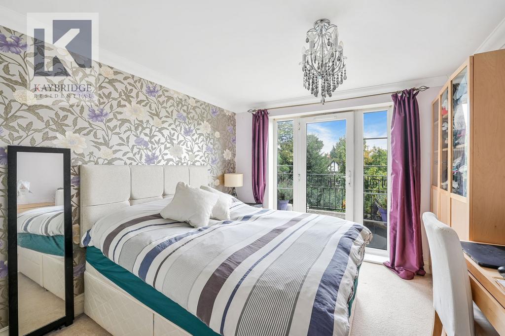 Charlemont House, 35 Cheam Road - KT17 1 QX