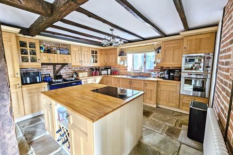 undefined, Chelmick SY6