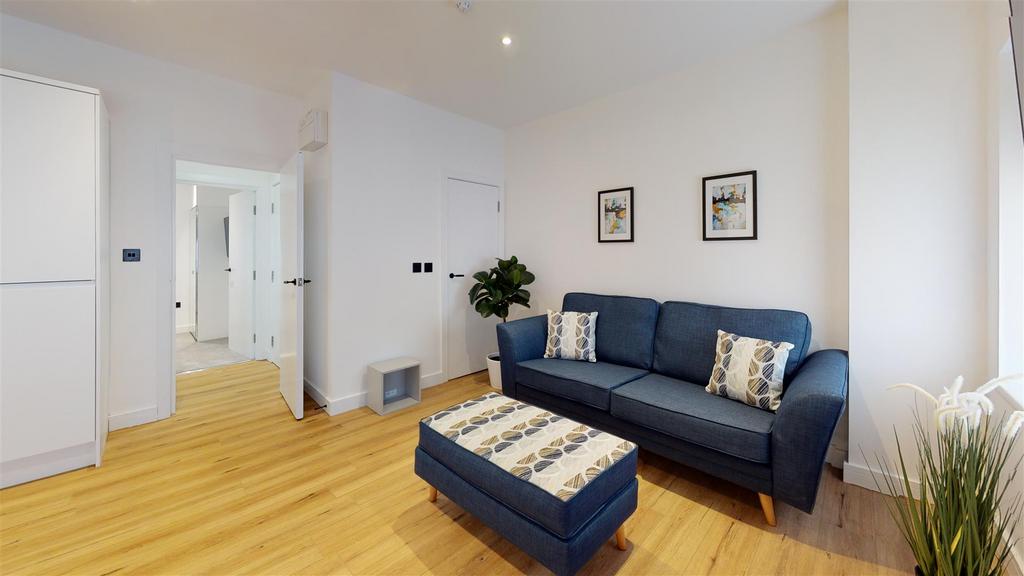 Apartment in Cardiff, Plasnewydd, Roath - View 2