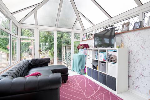 3 bedroom semi-detached house for sale, Gold Street, Wellingborough