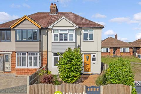 245 Bergholt Road, Colchester, CO4 5AT