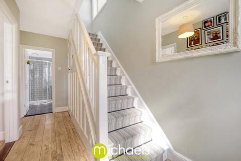245 Bergholt Road, Colchester, CO4 5AT