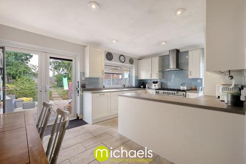 245 Bergholt Road, Colchester, CO4 5AT