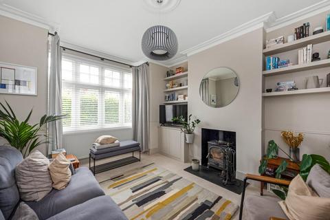 81 Burford Road, London, SE6 4DD