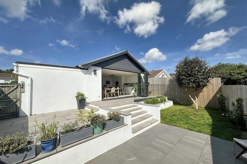 6 Daubuz Close, Truro, TR1 3SS
