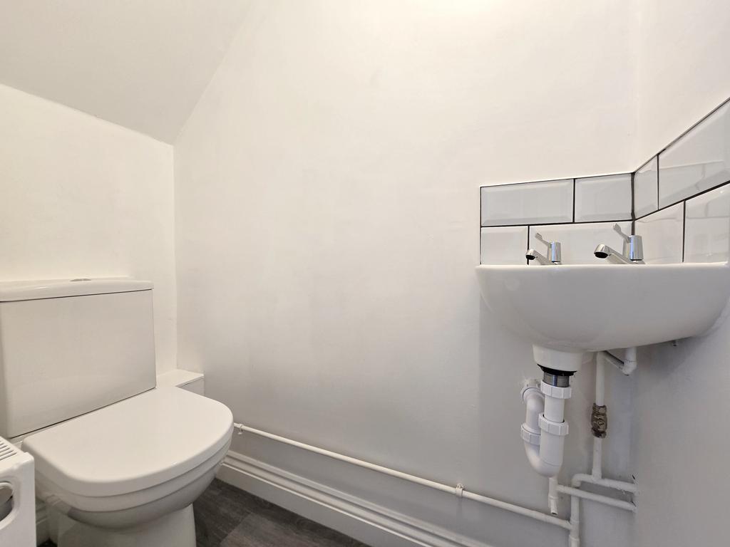 Ground floor wc