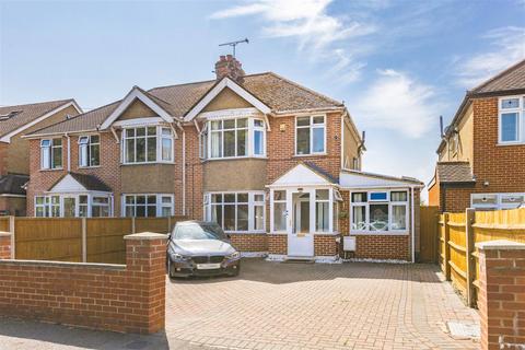 undefined, Maidenhead Road, Windsor