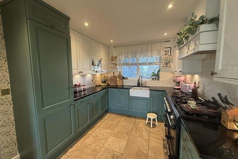 undefined, Canal Close, Carnforth LA6