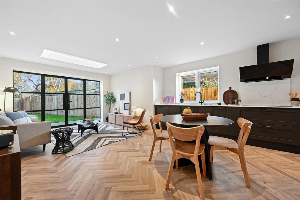 Family Room.jpg