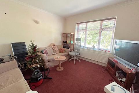 1 bedroom in a house share to rent, Botley Road, Oxford