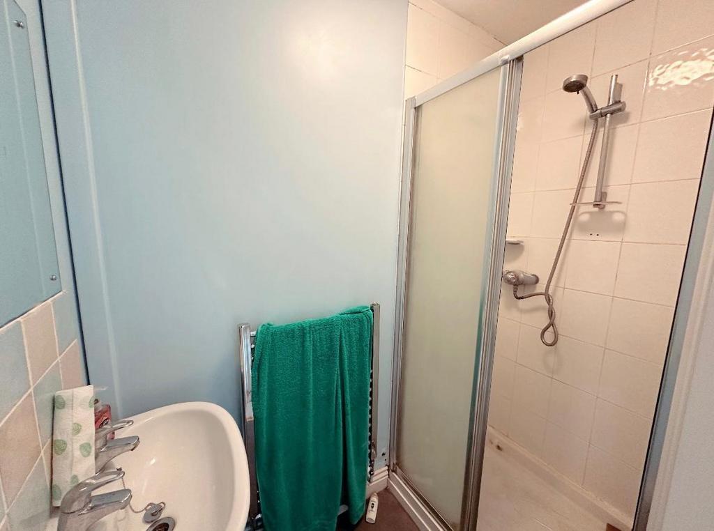 Yh4cf N2z NUK4u Mqrup2 Bl A.jpg