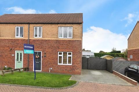 3 bedroom semi-detached house for sale, Studley Meadows, Bridlington