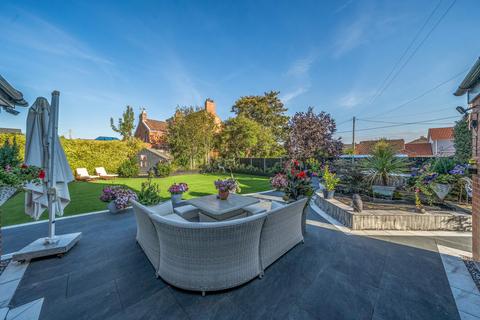 5 bedroom detached house for sale, Berrow Road, Burnham-on-Sea, Somerset, TA8