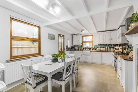 4 bedroom detached house for sale, Maple Road, London